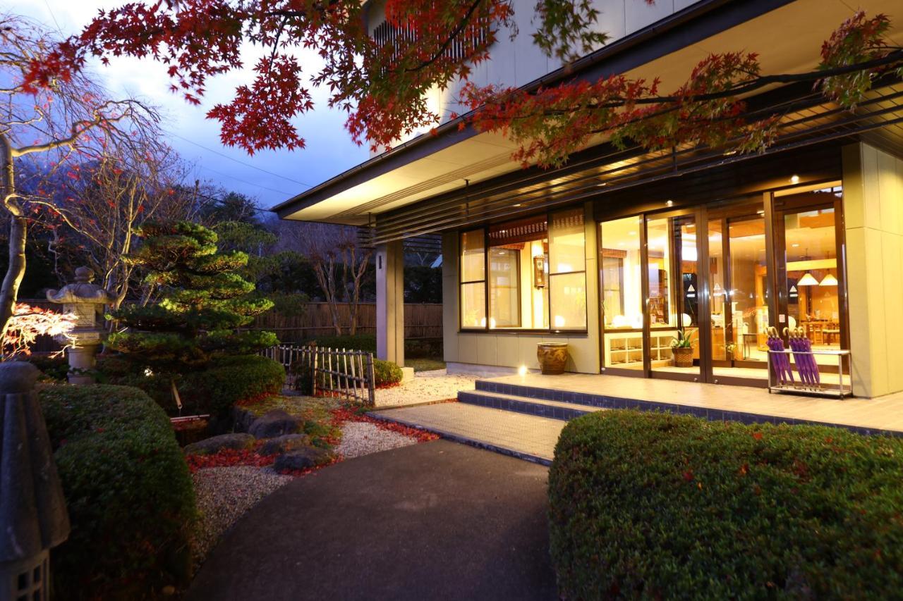Hotel Yamabuki Komagane Exterior photo
